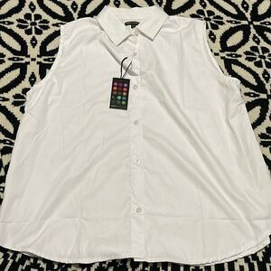 NWT- Green Goddess- 2X